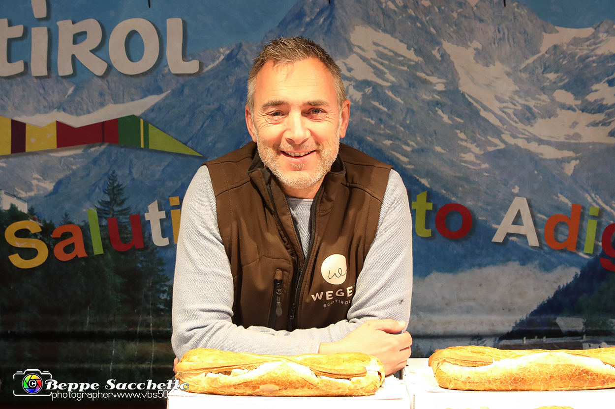 VBS_1005 - Fiera Nazionale del Tartufo e dei Santi 2022.jpg